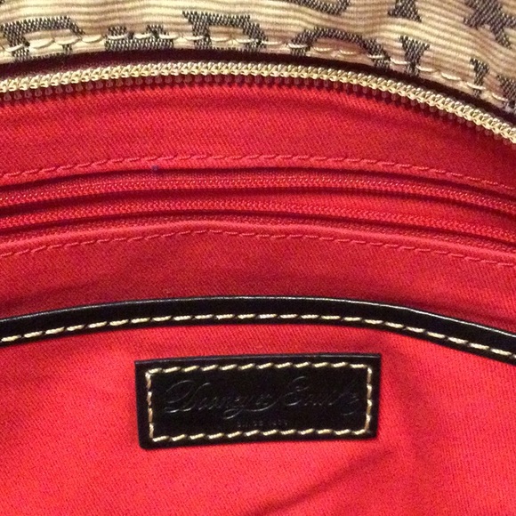 Dooney and Bourke large cream and black shoulder bag for women - Picture 7 of 12